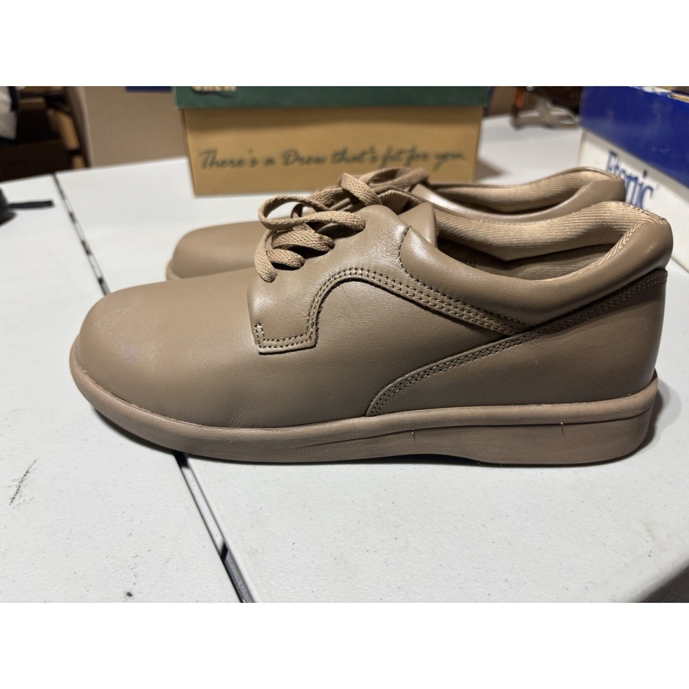 Pair Woman's 9XW‎ Advance Comfort Footwear Light Mocha Sneakers